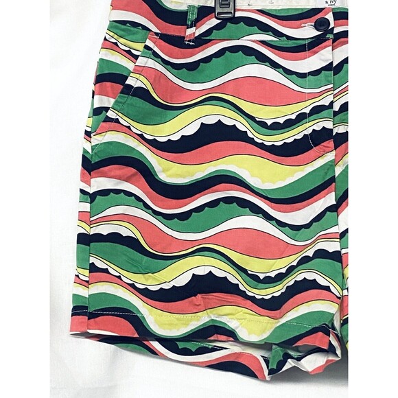 Crown & Ivy Women's Plus size 20W Multicolor Shorts with Stretch 20 - Picture 2 of 6
